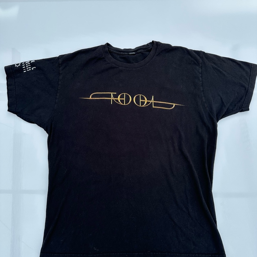 Tool Logo Black Graphic Tee - Band Logo T-Shirt XL